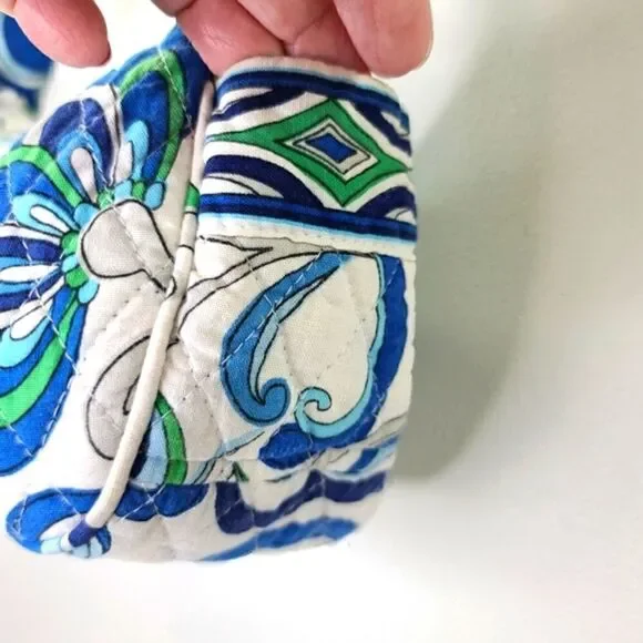 Vera Bradley Mediterranean White Small Bag - Picture 3 of 9